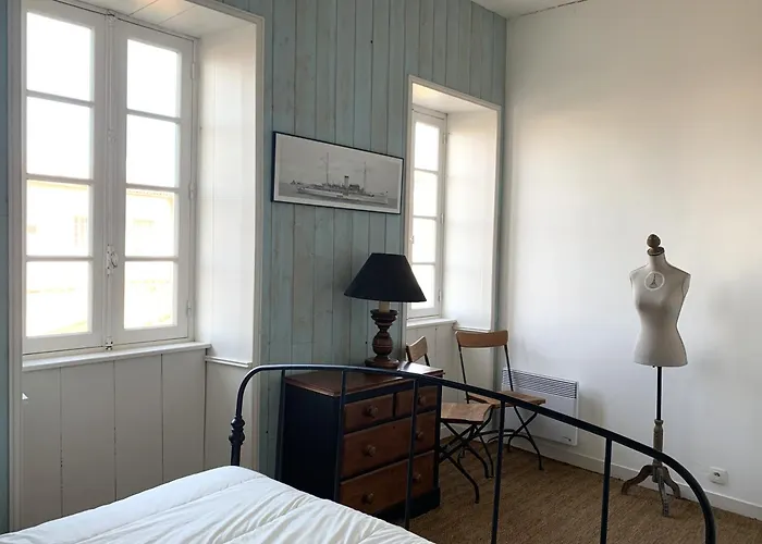 Maison De Berenice à St Martin De Ré Hébergement de vacances Saint-Martin-de-Ré
