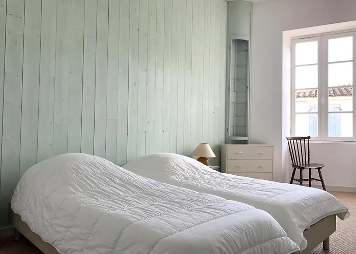 Hébergement de vacances Maison De Berenice à St Martin De Ré *